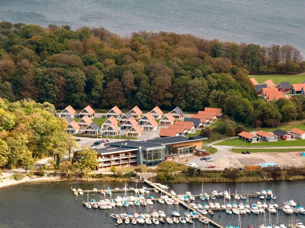 6 Person Holiday Home On A Holiday Park In Gråsten Exterior foto